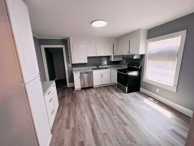 Photo - 106 Lester Ave