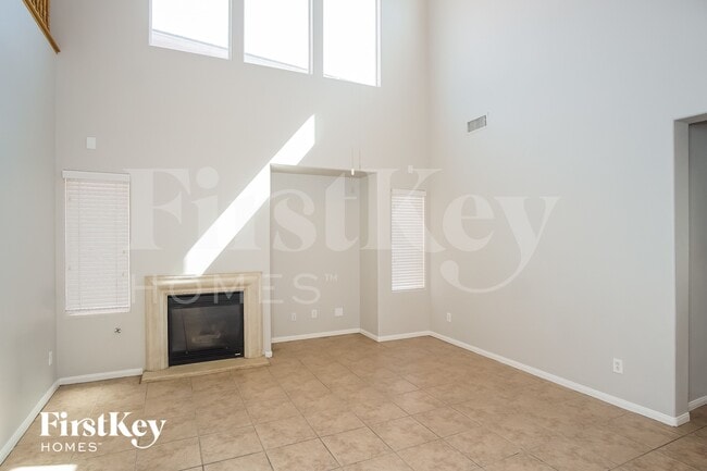 Photo - 10387 Howling Coyote Ave