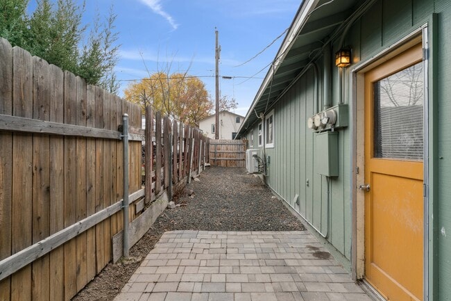 Photo - 2107 Airport Ave