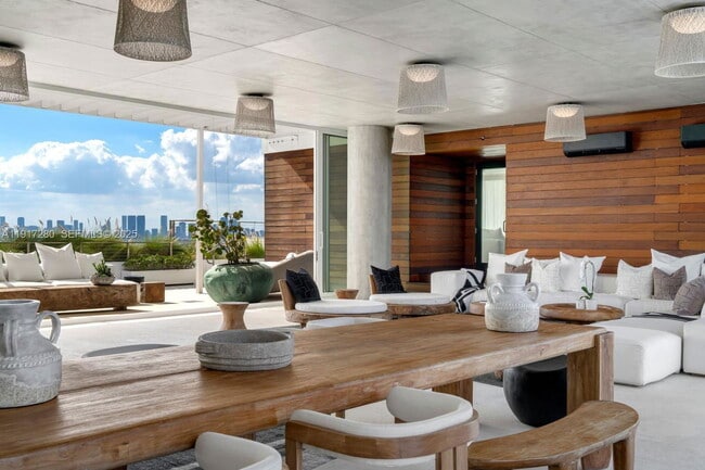 Photo - 4701 Meridian Ave