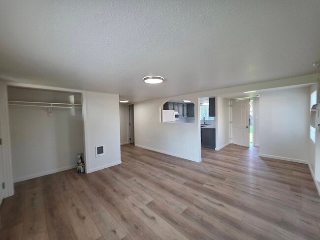 Photo - 931 Sanford Ave