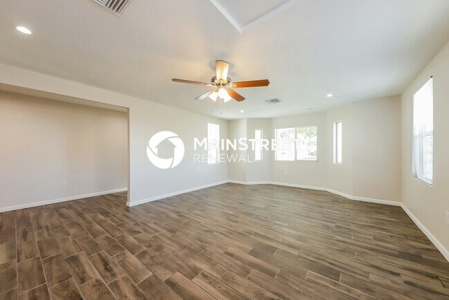 Photo - 5 Bedroom Pet-Friendly Home in Glendale, AZ with Main Street Renewal