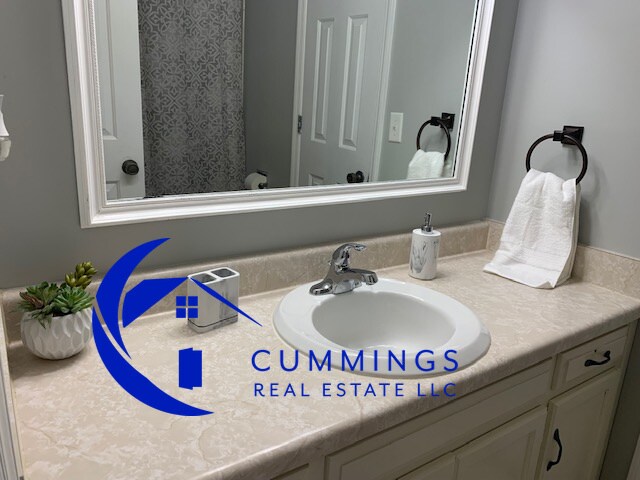 FULLY FURNISHED ONE BEDROOM IN GREAT AREA Unit 2082 Condominio Para