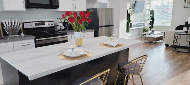 Photo - 532 Cesar E Chavez Pky Unidad A