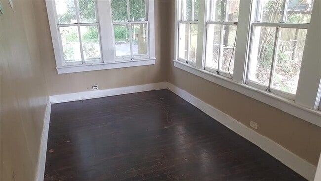 Photo - 202 Carmel Dr