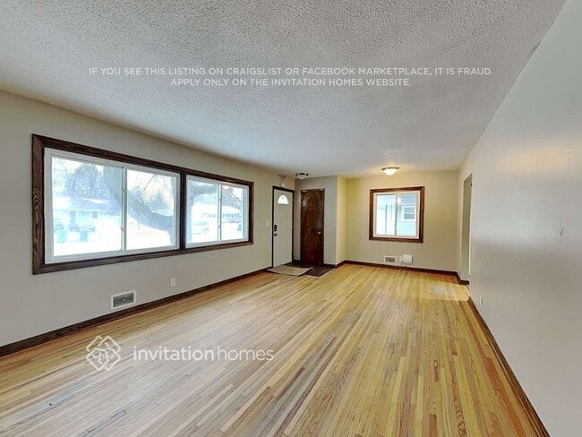 Photo - 3612 Commodore Dr