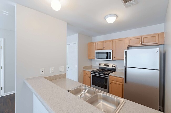 Kitchen- Atlantic (1bd/1ba)