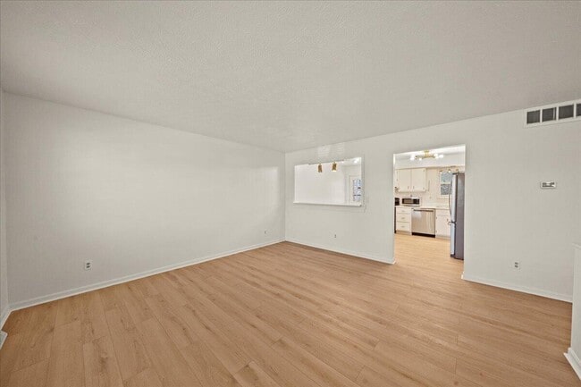 Photo - 2237 Wideview Dr