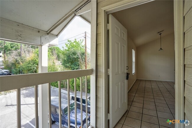 Building Photo - 427 Lindsey St Unit 123 Rental