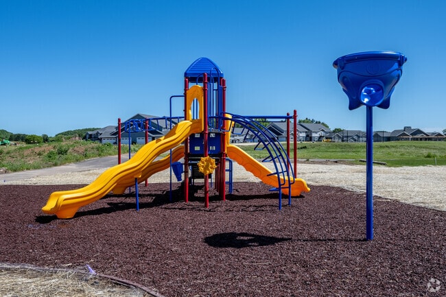 Patio de juegos - Park West Townhomes