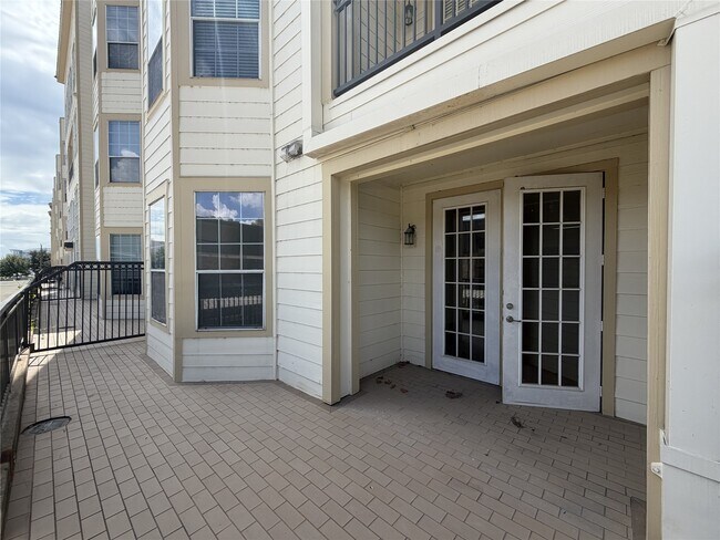 Photo - 7575 Kirby Dr Unit 1104