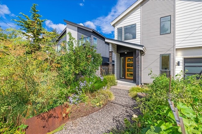 Photo - 8226 SE 19th Ave