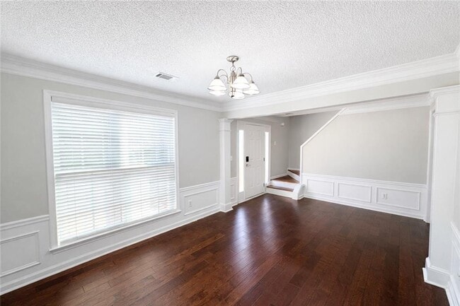 Photo - 5830 Haterleigh Dr