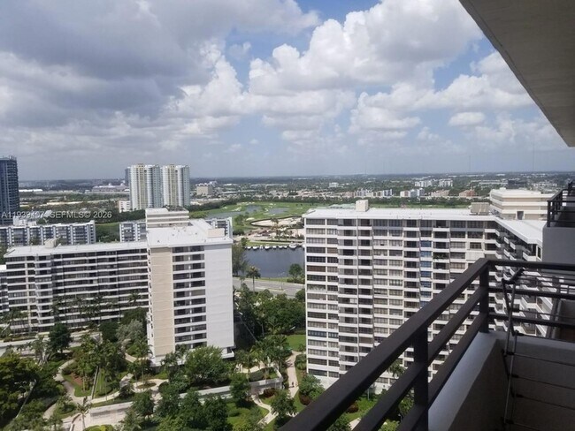 Photo - 2500 Parkview Dr Unit 2517