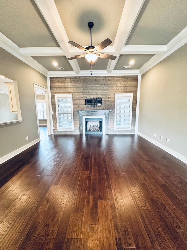 Photo - Luxury Living in Live Oak Preserve