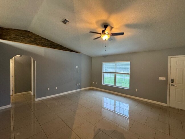 Photo - Beautifully Renovated Home In the Shores  3/2/2 **WON"T LAST**