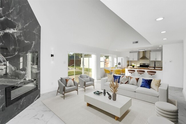 Photo - 6035 Cartagena St