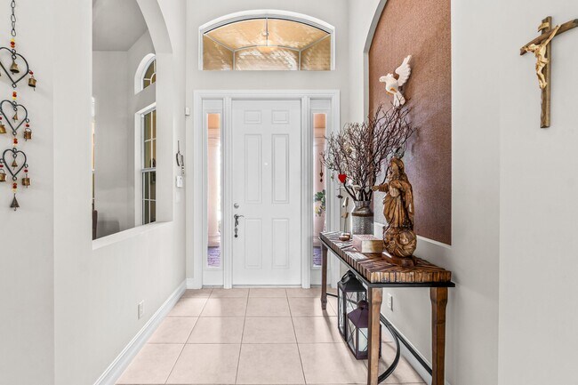 Photo - 114 Carmela Ct