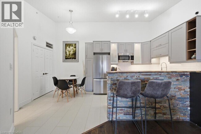 Photo - 4013 Kilmer Dr Unité 410