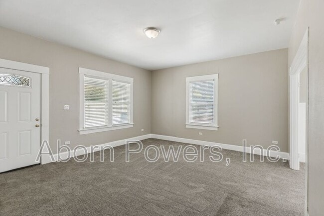 Photo - 2984 Bedford Ave