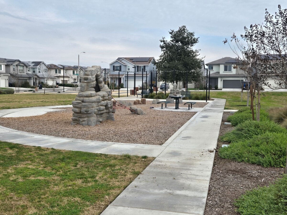 Photo - Home For Rent