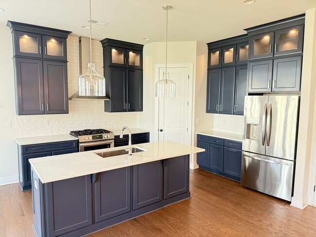 Photo - Spacious Modern End-Unit Davidson Townhome - Lake Davidson Access