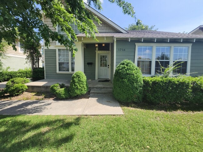 Photo - 1216 NW 22nd St Townhome
