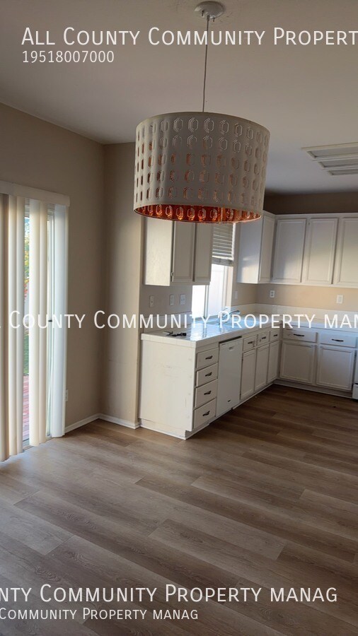 Photo - 42176 Chestnut Dr