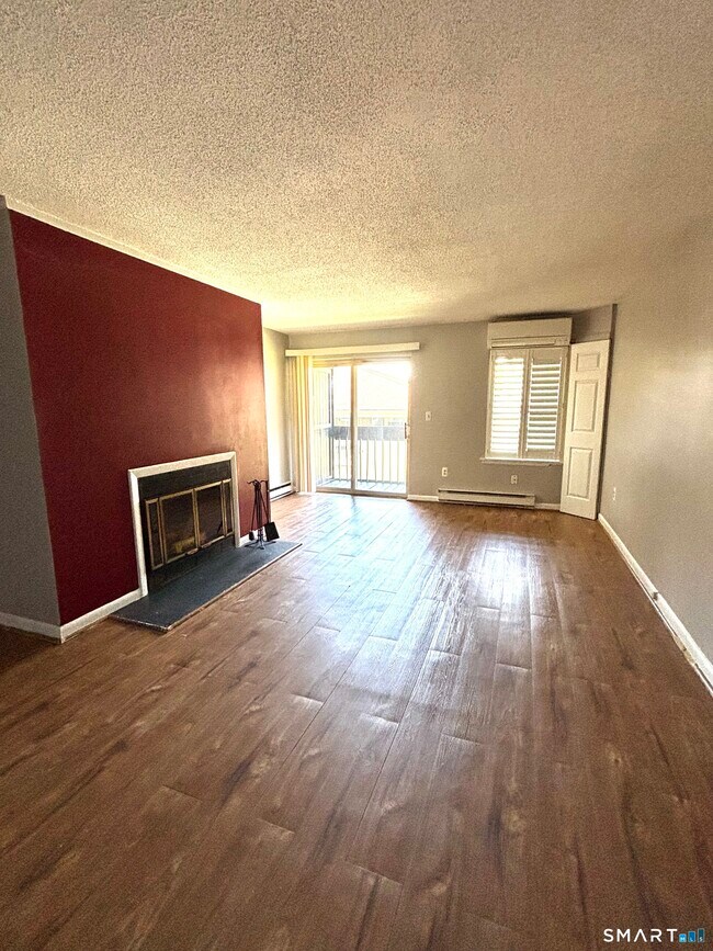 Photo - 90 Kane St Unit B6