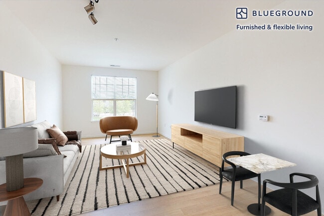 Photo - 1700 E 5th St Unidad FL1-ID2206A