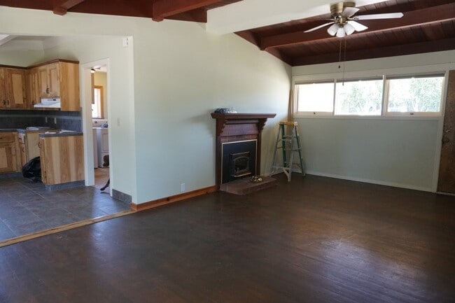 Photo - 141 Beverly Dr