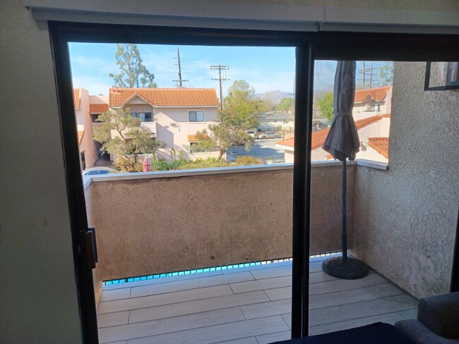 Photo - 10943 Laurel Canyon Blvd Unit B9