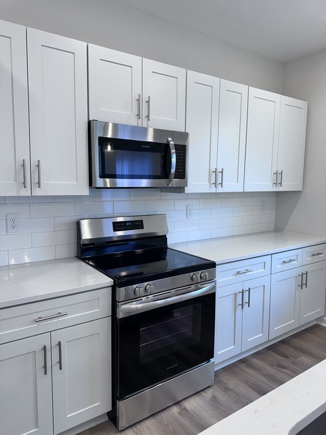 Photo - Hadley Crossing