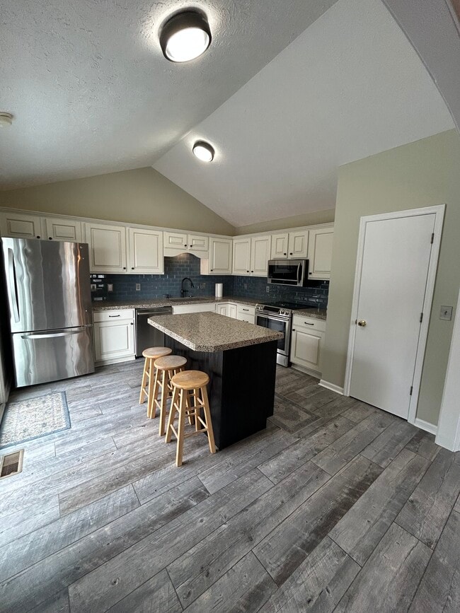 Photo - 5310 S 78th St