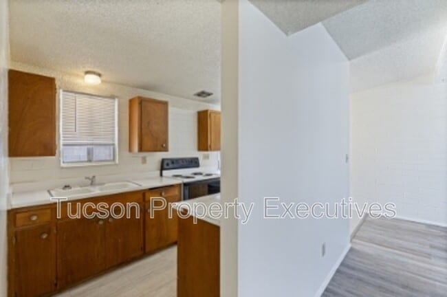 Photo - 4246 E Pima St