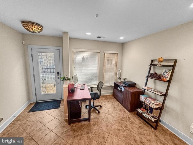 Photo - 5610 45th Ave