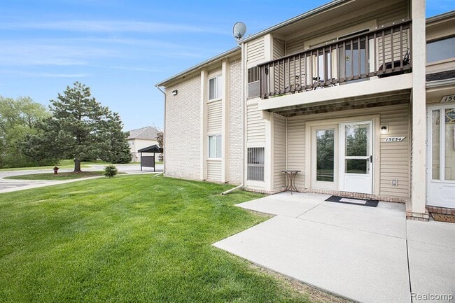Photo - 15054 Riverside Dr