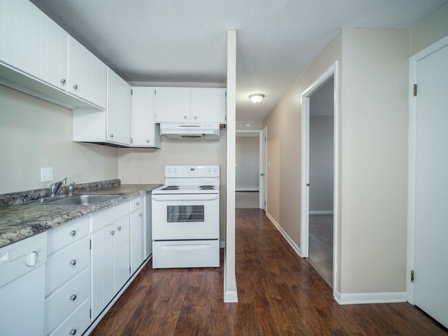 Holiday Meadows Apartments