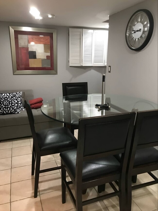 Photo - 253-27 Craft Ave