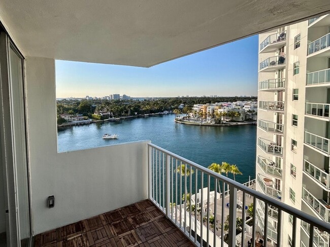 View - 5838 Collins Ave Unit 8E