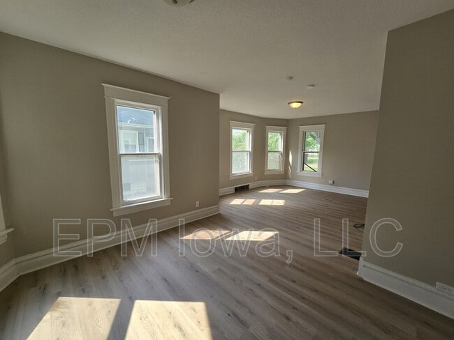 Photo - 422 Baltimore St