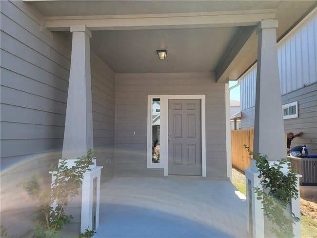 Photo - 12813 Gilliland Ln