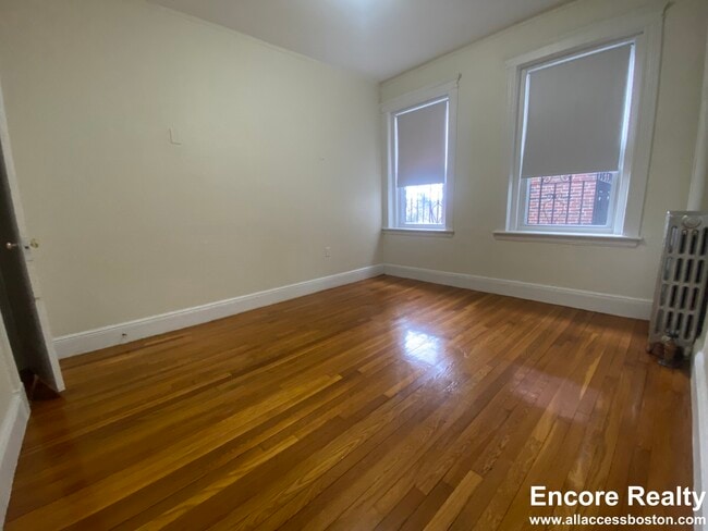 Photo - 1800 Commonwealth Ave Unit 27