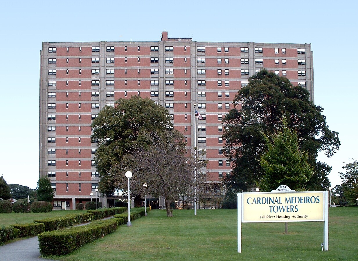 View from the northwest - Cardinal Medeiros Towers