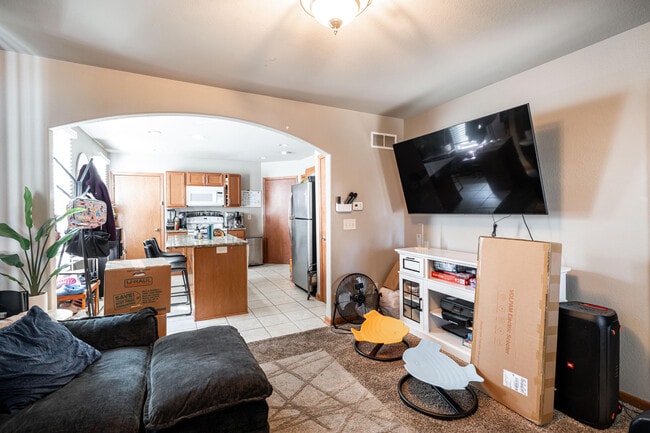 Photo - 1801 S 64th St