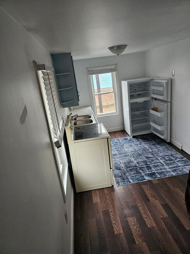 Photo - 512 Cemetery St Unit 512 1/2 Cemetery st