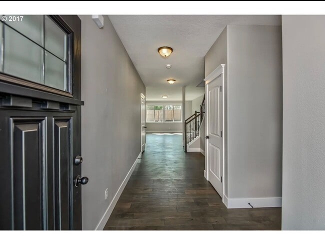 Photo - Available Now!  Newer Home in Desirable Neighborhood.