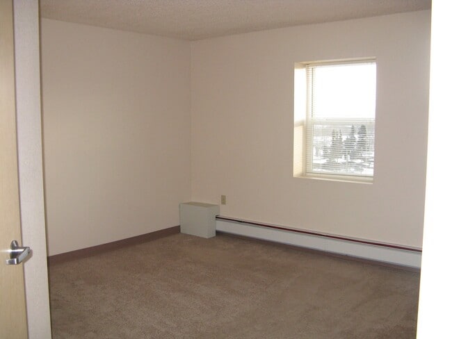 Photo - McKinley Tower Apartments