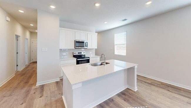 Photo - 201 Firefox Wy