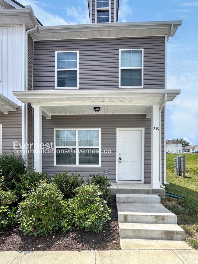 Photo - 230 Tara Ct Townhome